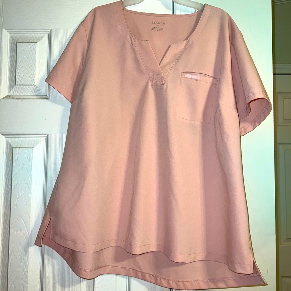 Jaanuu Women’s 1-Pocket Tuck-In Top + Women’s Essential 5-Pocket Jogger Scrubs